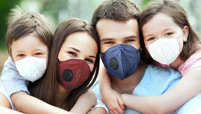 Erwachsene Mund-Masken, die bequeme Antidunst-Maske der Masken-FFP2 falten